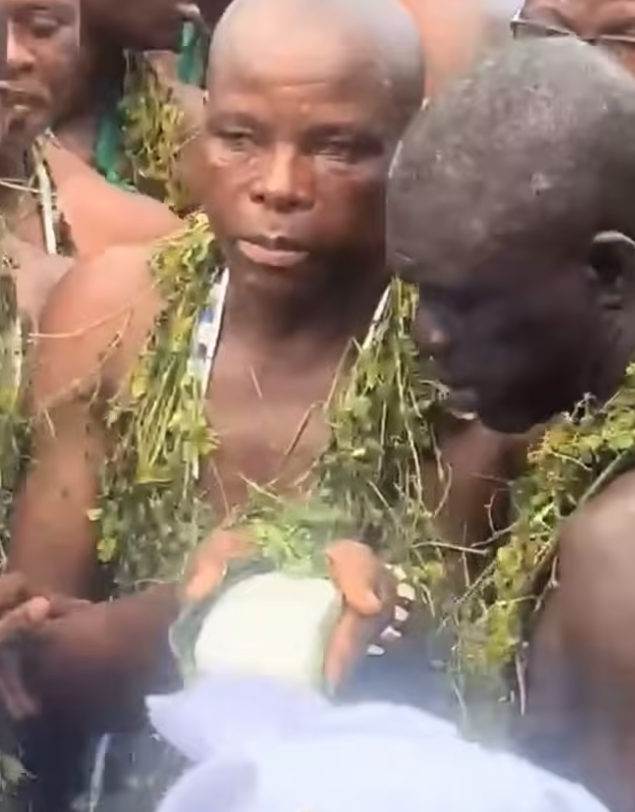 Epe Ekpe 2026, la pierre est blanche