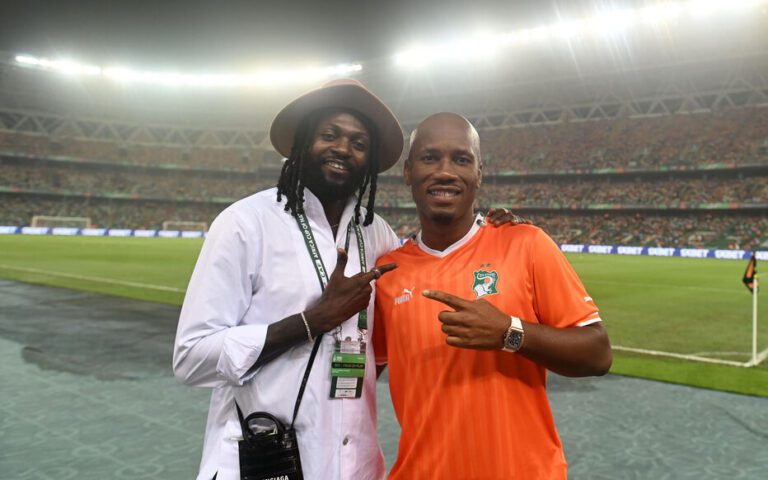 Appel à un changement au sommet du football mondial : Drogba, Adebayor et autres demandent le départ de Gianni Infantino