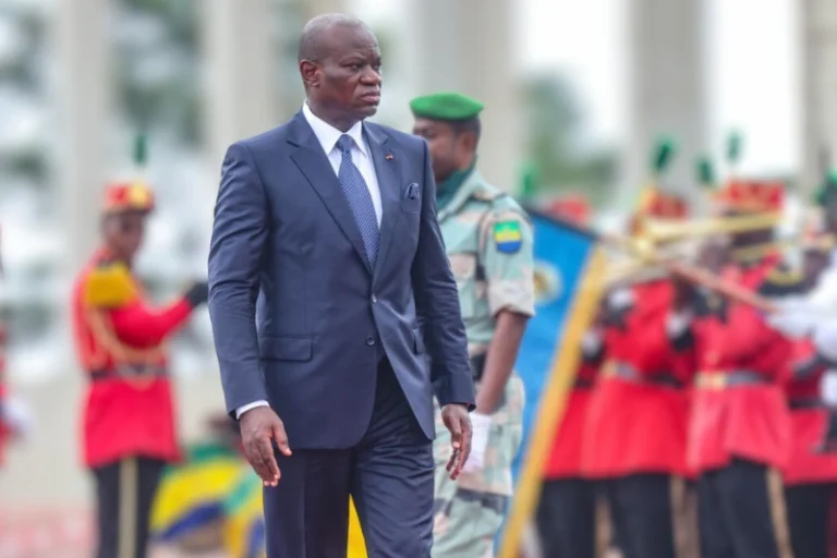 Détournement de 1 700 milliards de FCFA au Gabon : Le président donne un mois aux personnes concernées pour rembourser