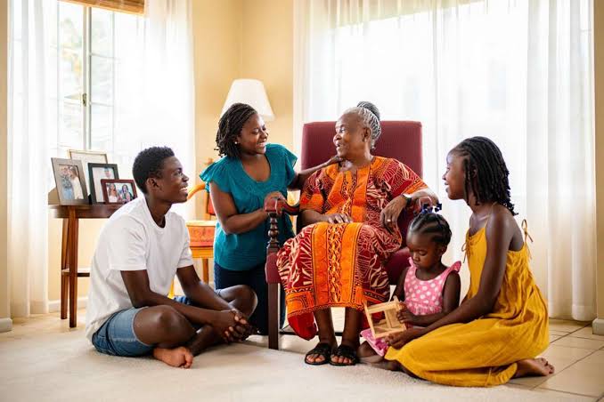 Plus de personnes de plus de 65 ans que d’enfants de moins de 5 ans dans le monde